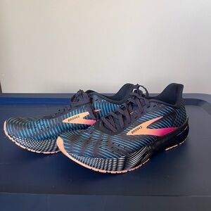 Men’s Brooks Hyperion running sneakers